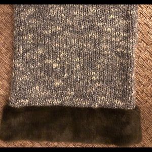 Pullover neck warmer & gloves